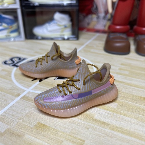 Action figure scarpe - action,